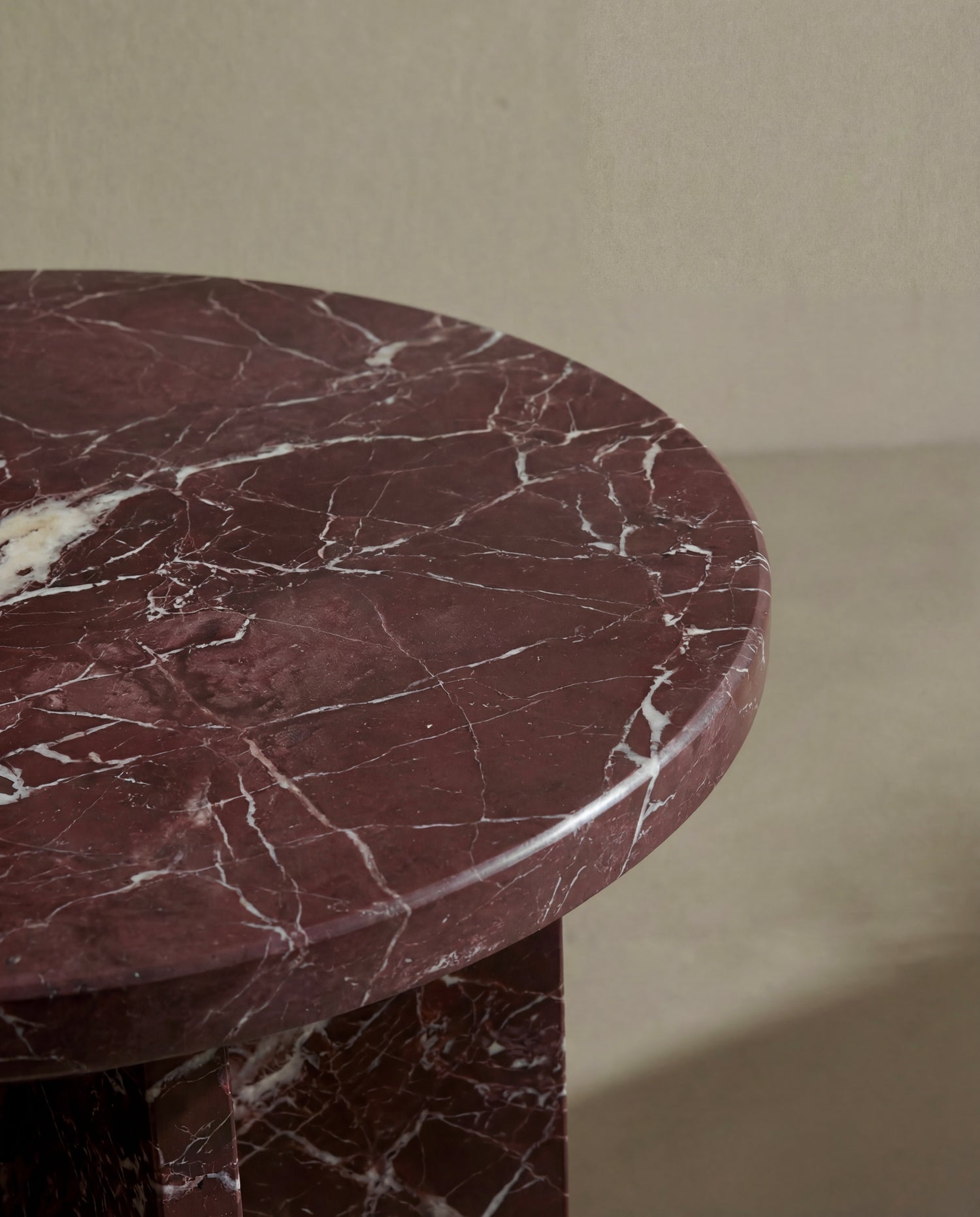 BURGA 03 - Round Side Table