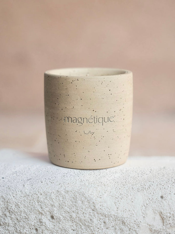 MAGNÉTIQUE STONEWARE CANDLE